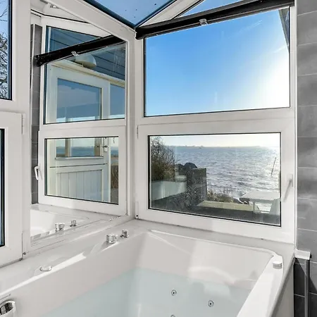 2 Bedroom Amazing In