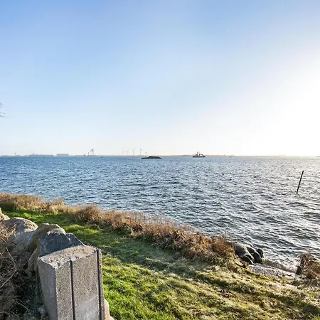 2 Bedroom Amazing In Nyaraló